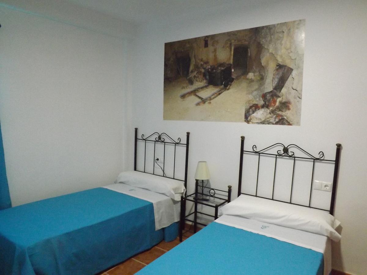 Beires Casa Rural Entresierras المظهر الخارجي الصورة